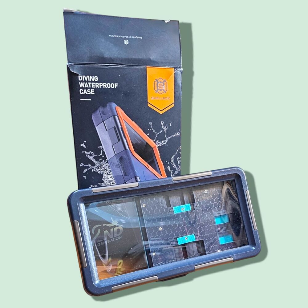 Shellbox Diving Case